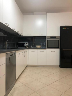 Lea Apartments -Air Albania Stadium